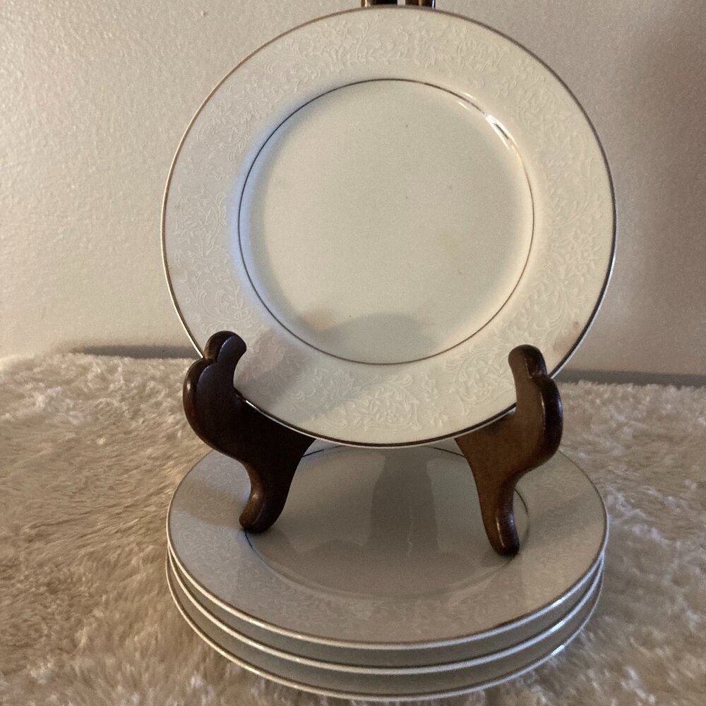International "Wakefield" 6-1/2" Bread & Butter Plates (4)